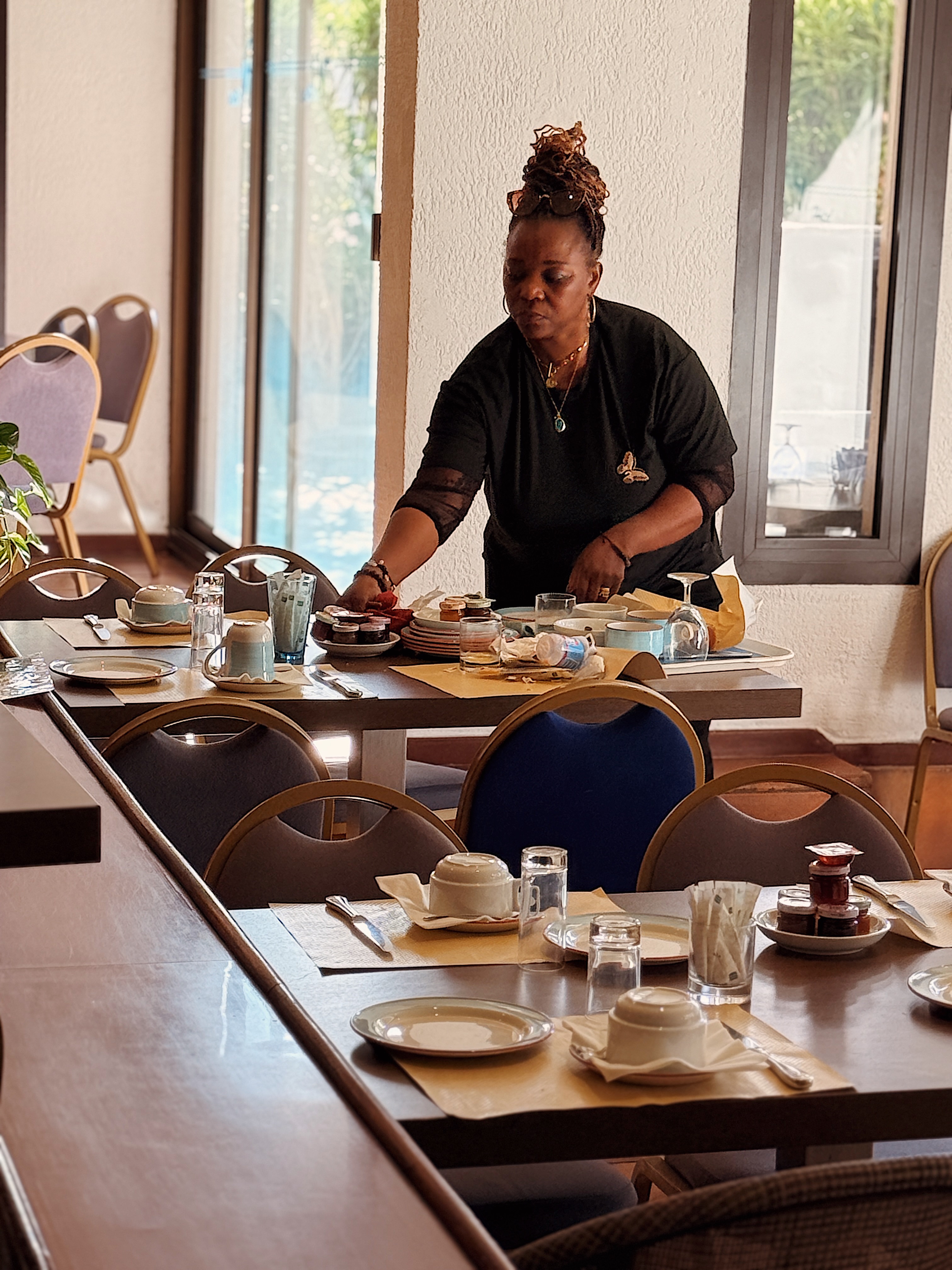 Espace Petit-déjeuner intérieur et extérieur possible